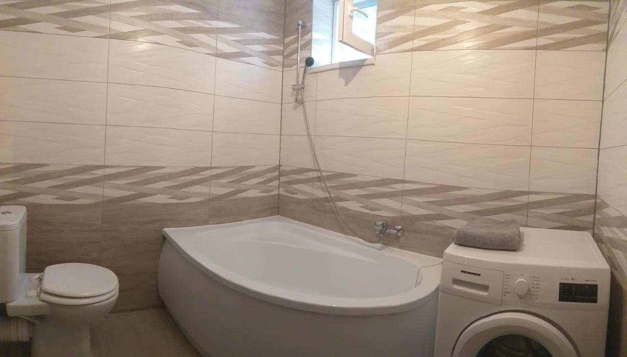 Toelgyerdo Apartman Kismaros Eksteriør billede