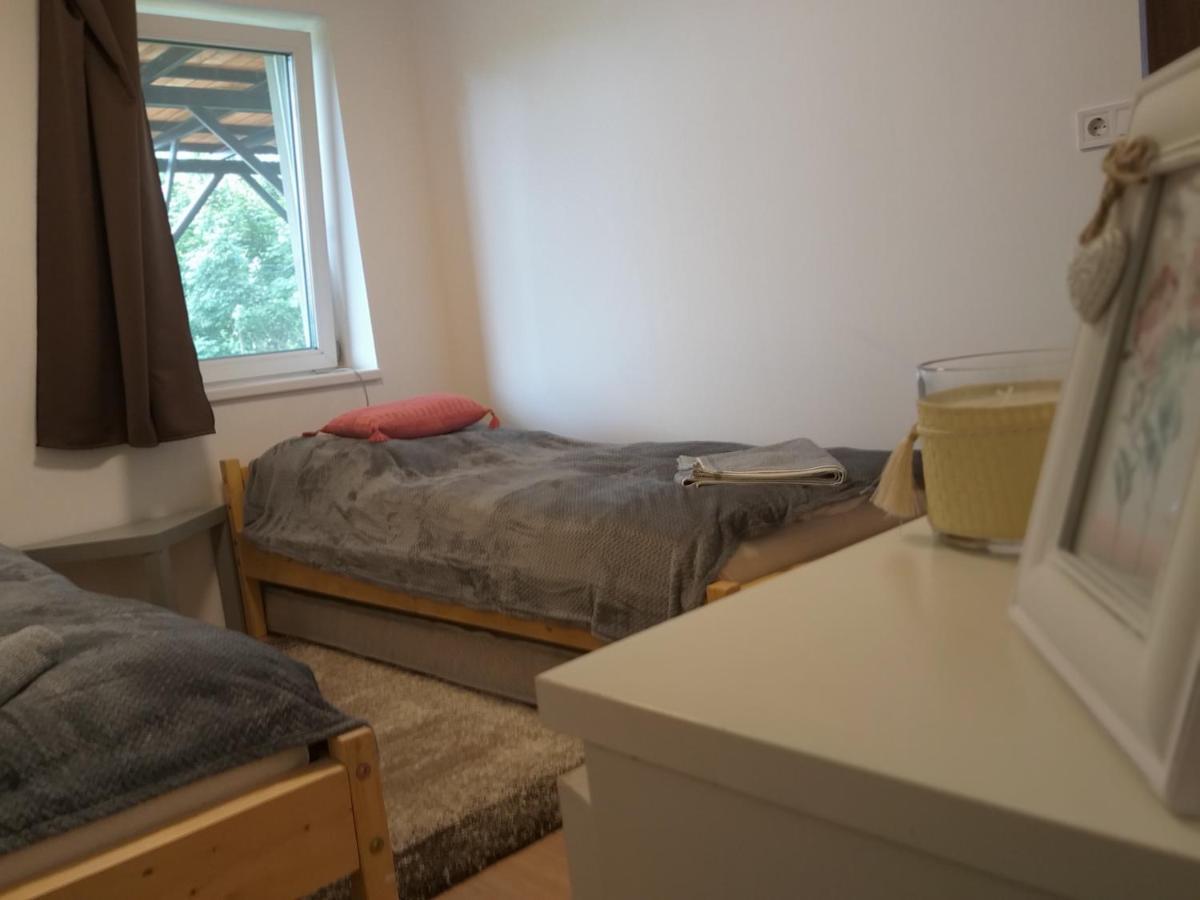 Toelgyerdo Apartman Kismaros Eksteriør billede